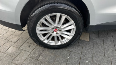 Jaguar F-Pace 2.0d Portfolio 5dr Auto AWD Diesel Estate